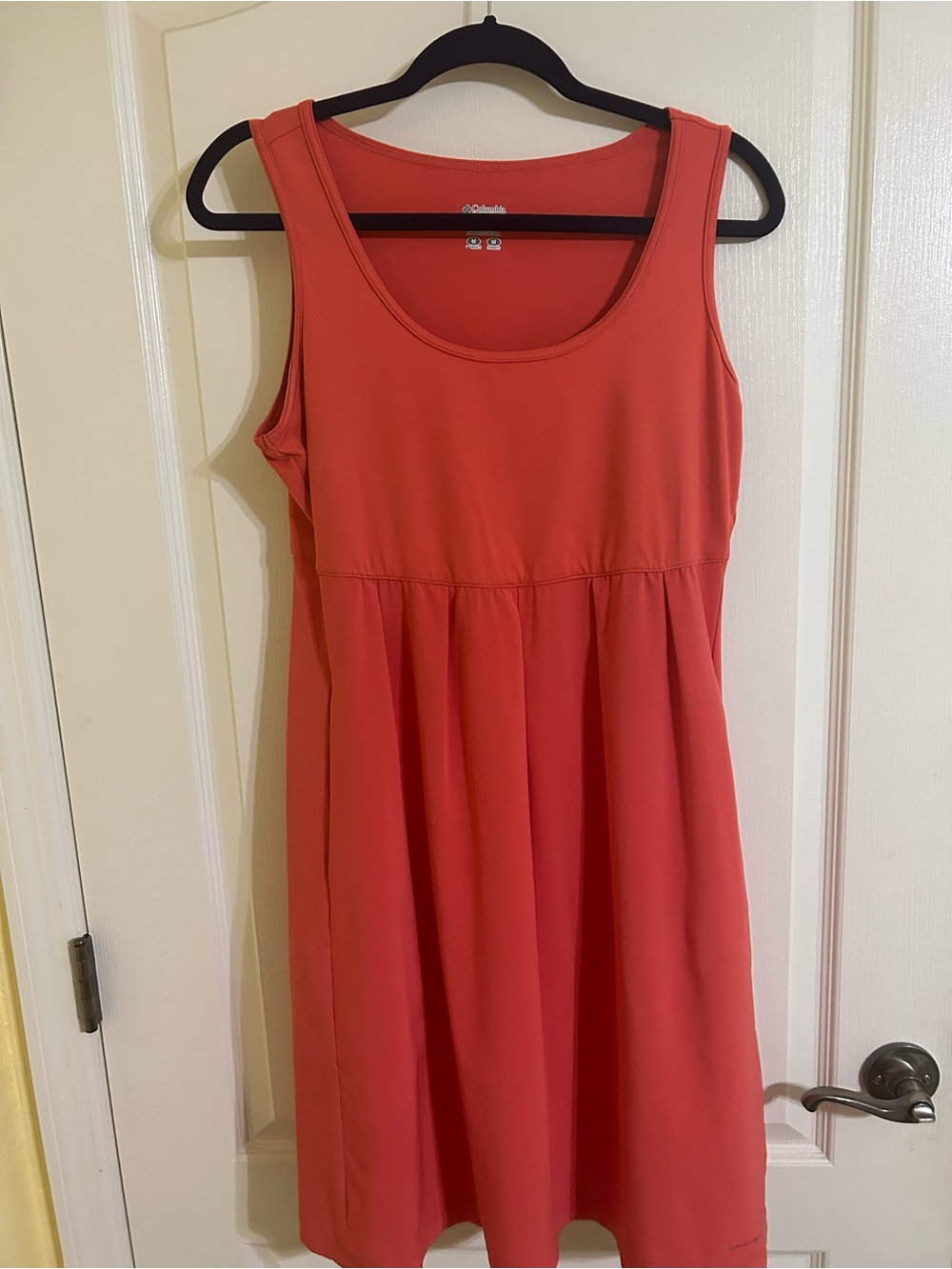 Columbia Women's Coral Sleeveless Scoop Neck Dress Medium